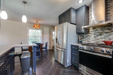 Tiny photo for 408 Tuttle Road, Springfield, OH 45503 (MLS # 225037695)