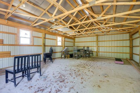 Tiny photo for 408 Tuttle Road, Springfield, OH 45503 (MLS # 225037695)