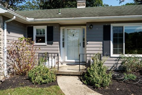 Tiny photo for 408 Tuttle Road, Springfield, OH 45503 (MLS # 225037695)