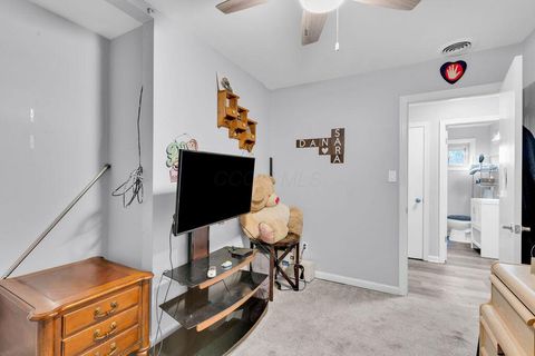 Tiny photo for 4370 Maplegrove Drive, Grove City, OH 43123 (MLS # 225039484)