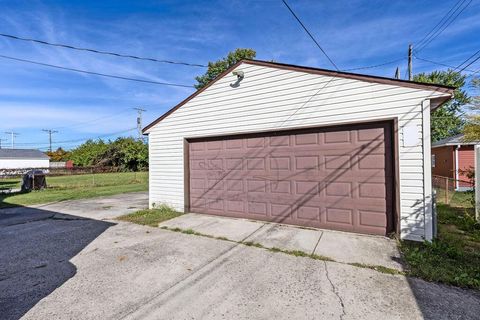 Tiny photo for 4370 Maplegrove Drive, Grove City, OH 43123 (MLS # 225039484)