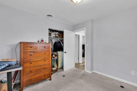 Tiny photo for 4370 Maplegrove Drive, Grove City, OH 43123 (MLS # 225039484)