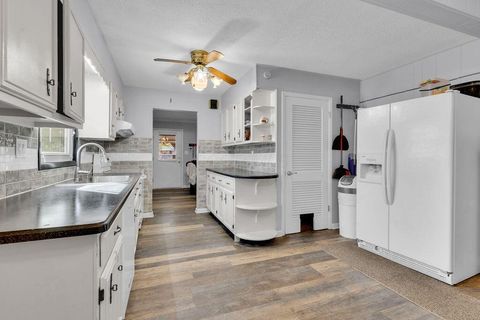 Tiny photo for 4370 Maplegrove Drive, Grove City, OH 43123 (MLS # 225039484)