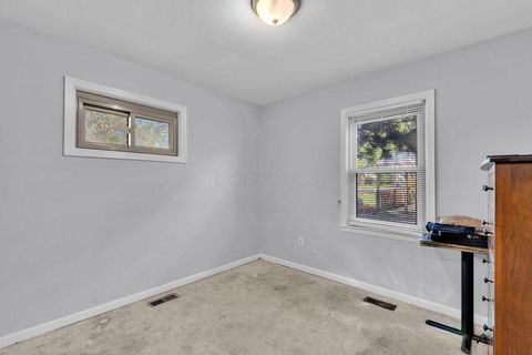 Tiny photo for 4370 Maplegrove Drive, Grove City, OH 43123 (MLS # 225039484)