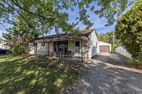 Tiny photo for 4370 Maplegrove Drive, Grove City, OH 43123 (MLS # 225039484)