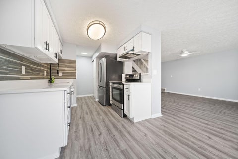 Tiny photo for 2538 Nassau Drive 29B #29B, Columbus, OH 43232 (MLS # 226039777)