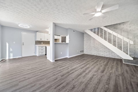 Tiny photo for 2538 Nassau Drive 29B #29B, Columbus, OH 43232 (MLS # 226039777)