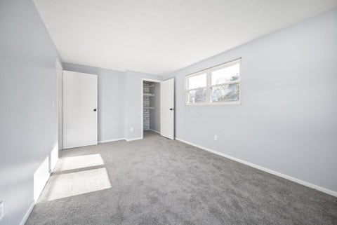 Tiny photo for 2538 Nassau Drive 29B #29B, Columbus, OH 43232 (MLS # 226039777)