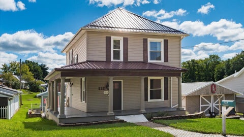 Photo of 522 S Main Street, New Lexington, OH 43764 (MLS # 226035237)