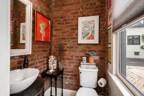 Tiny photo for 543 Mohawk Street, Columbus, OH 43206 (MLS # 226014188)