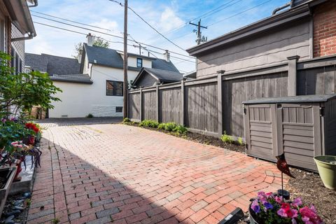 Tiny photo for 543 Mohawk Street, Columbus, OH 43206 (MLS # 226014188)