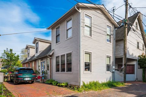 Tiny photo for 543 Mohawk Street, Columbus, OH 43206 (MLS # 226014188)