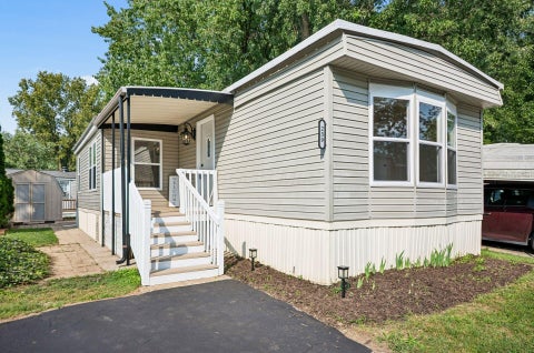 Tiny photo for 239 Norman Lane, Reynoldsburg, OH 43068 (MLS # 226033879)