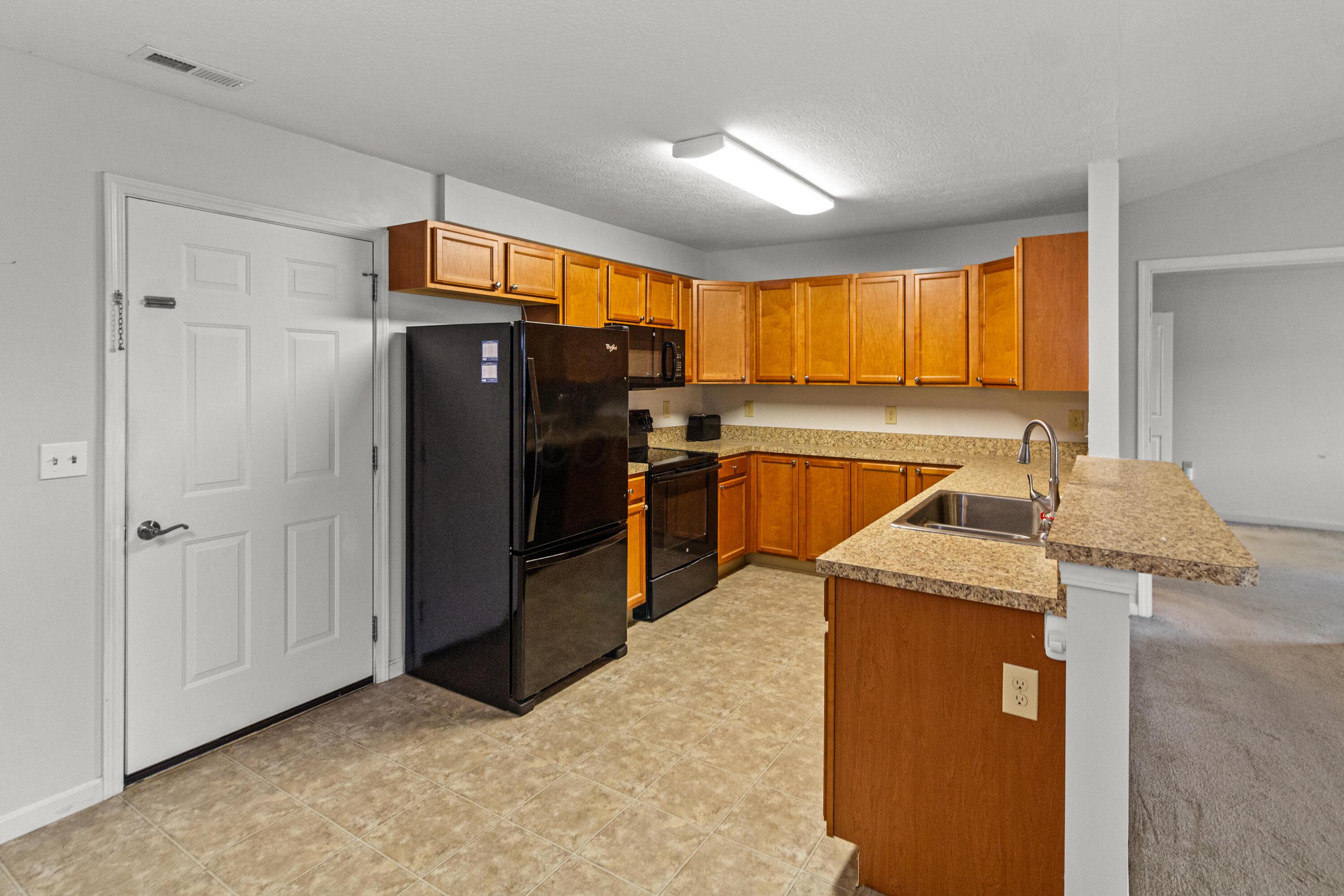 4343 Cobbleton Grove Circle, Canal Winchester, Ohio image 3