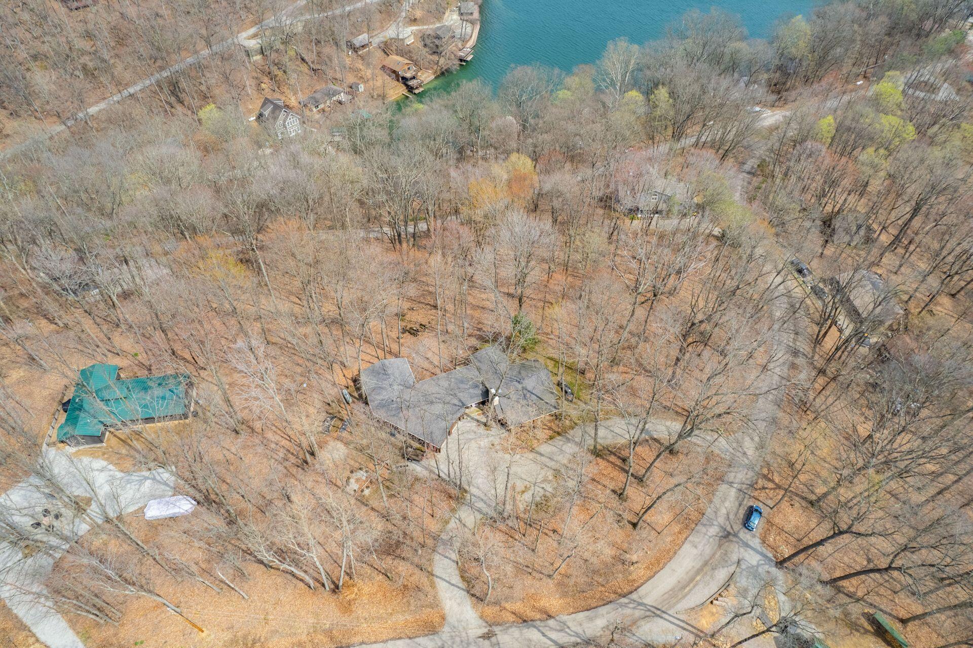 1060 Fox Lane, Sugar Grove, Ohio image 44