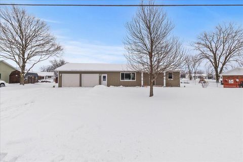 Photo of 1053 Miller Street, Degraff, OH 43318 (MLS # 226003730)