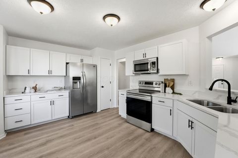 Tiny photo for 6778 Warriner Way, Canal Winchester, OH 43110 (MLS # 225041004)