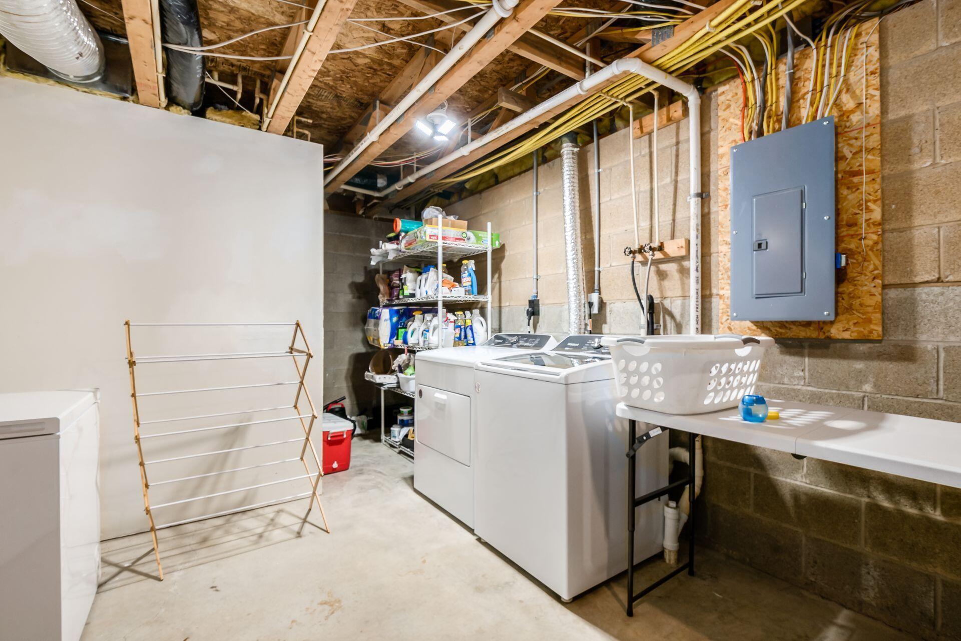 1154 Kinneton, Columbus, Ohio image 32