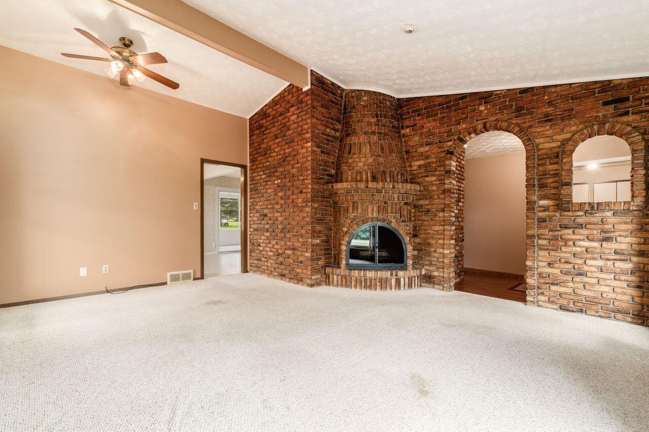11825 Elgin Drive, Orient, Ohio image 9