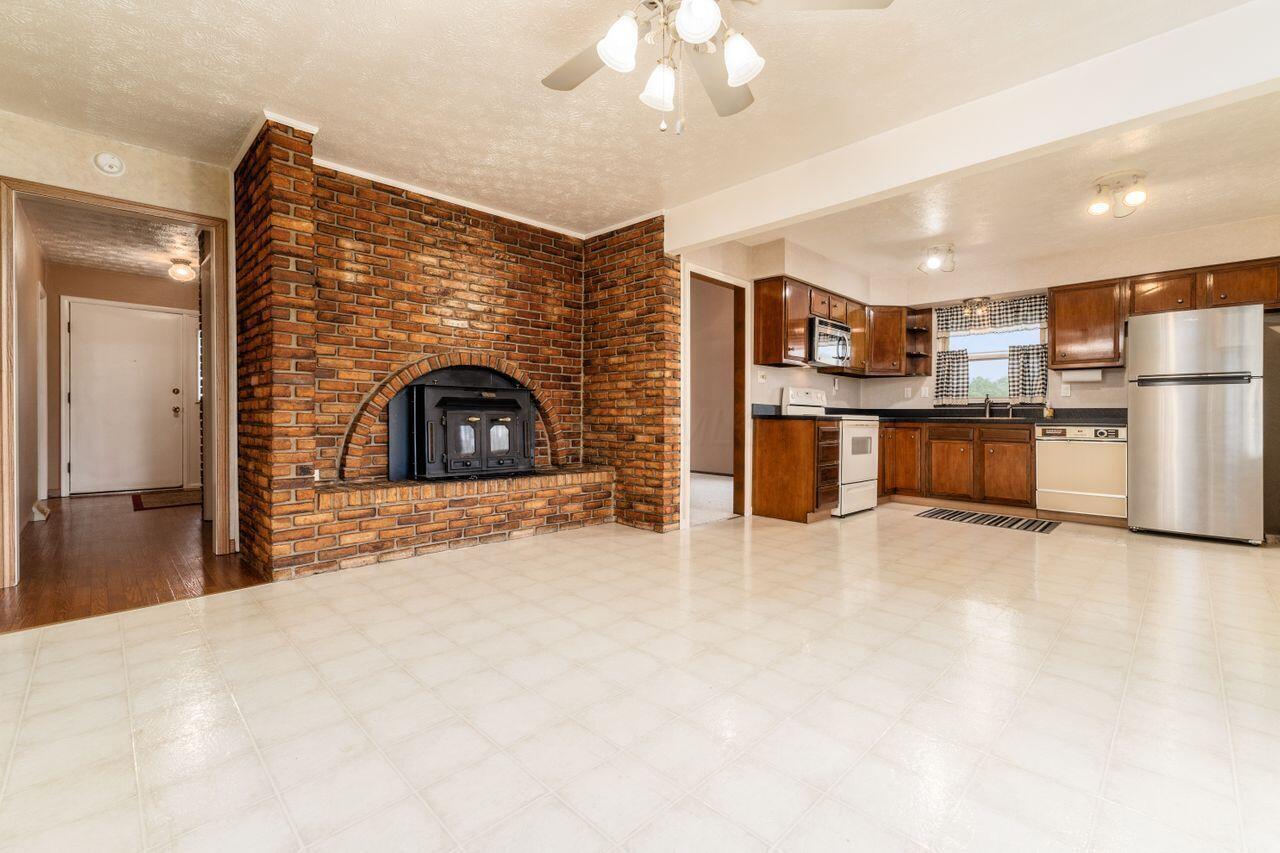 11825 Elgin Drive, Orient, Ohio image 15