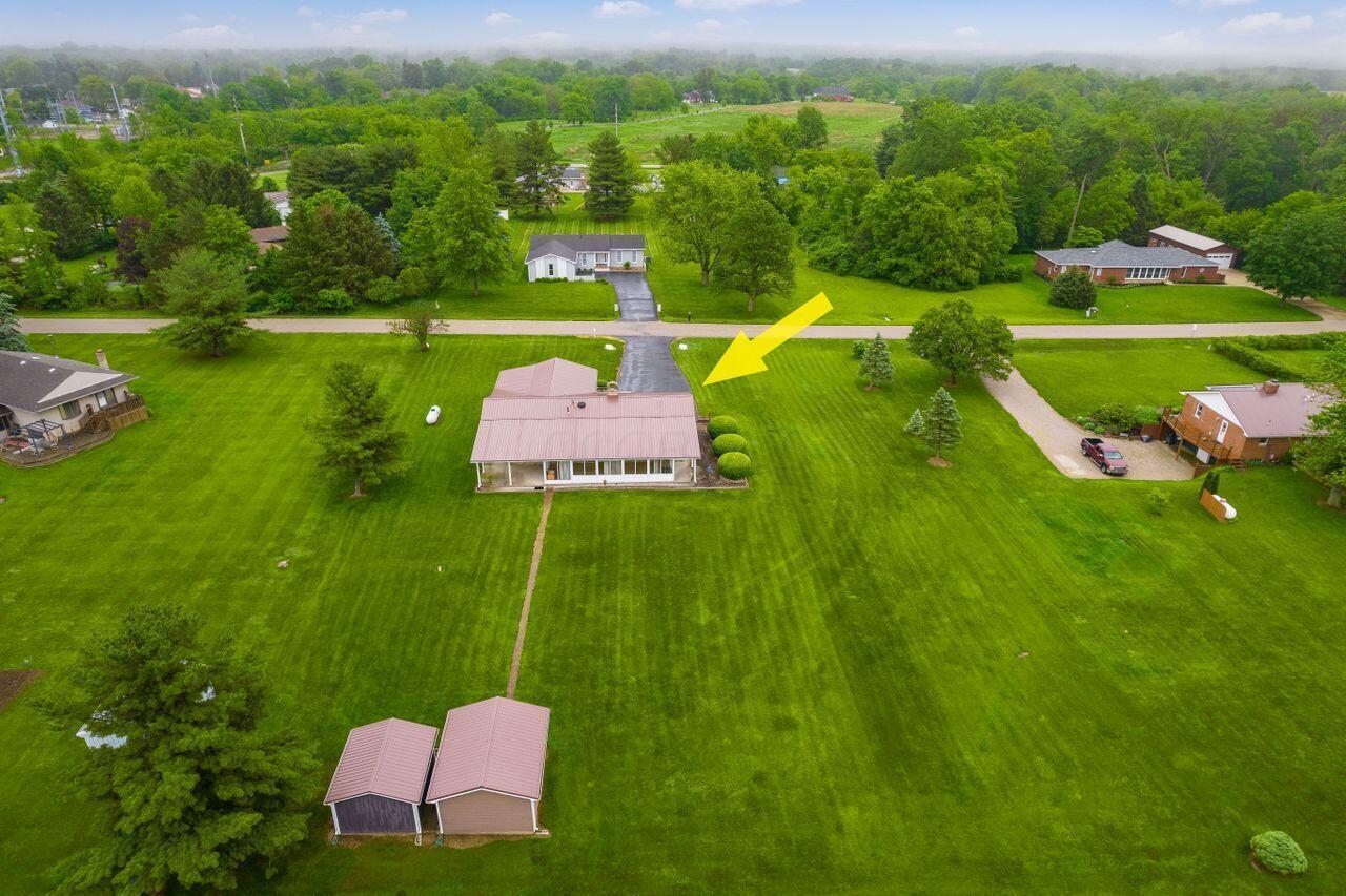 11825 Elgin Drive, Orient, Ohio image 2