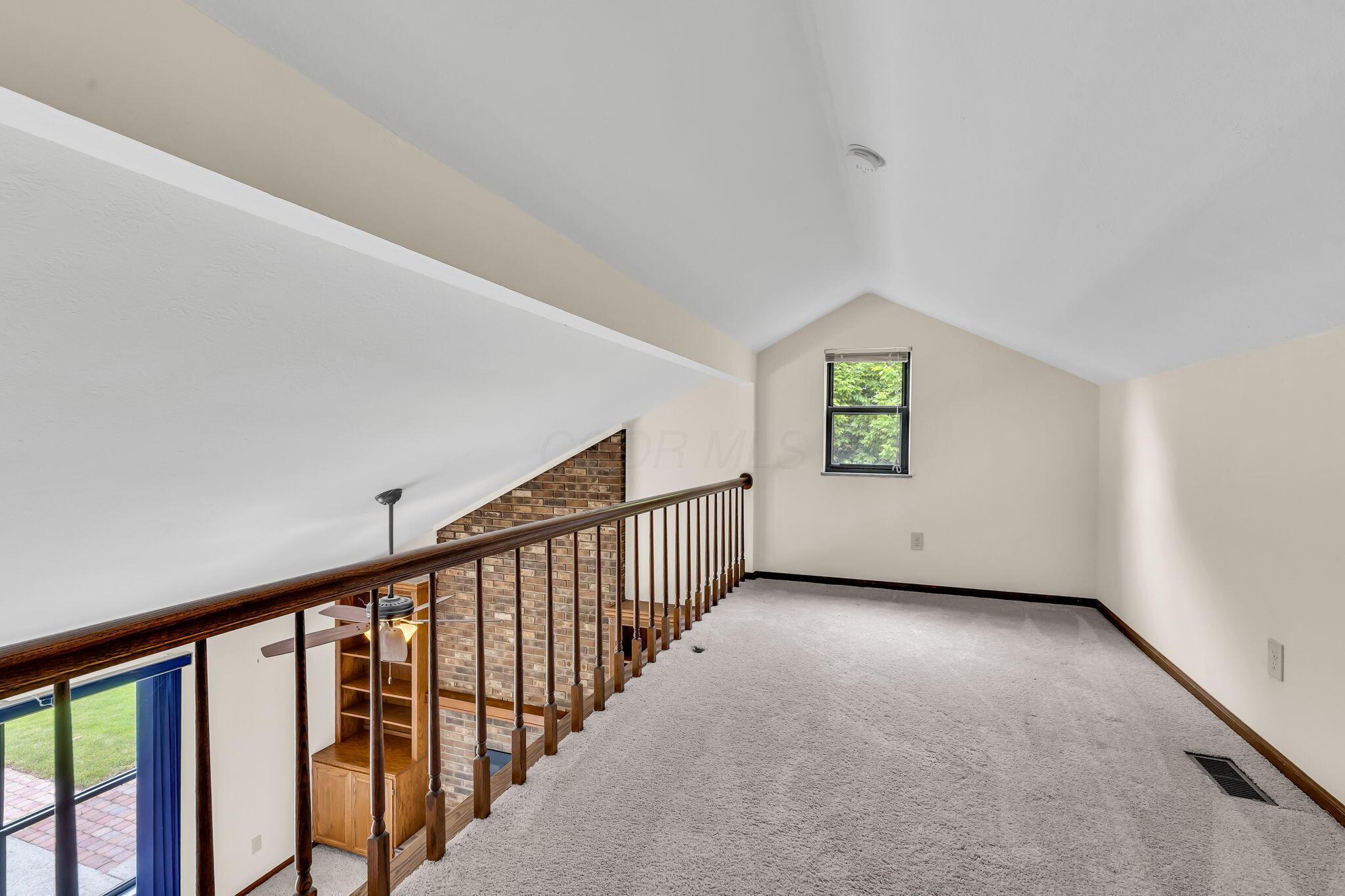 2304 Sonnington Drive, Dublin, Ohio image 16