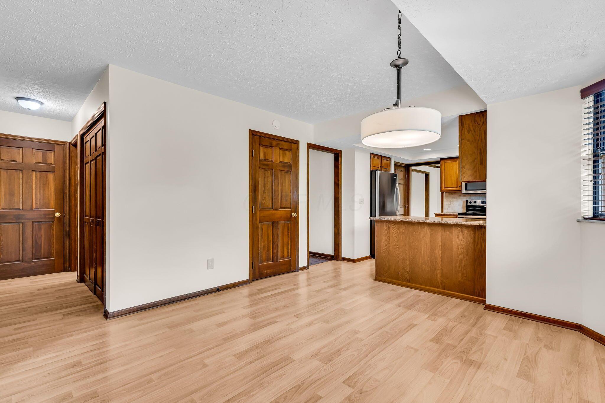2304 Sonnington Drive, Dublin, Ohio image 42