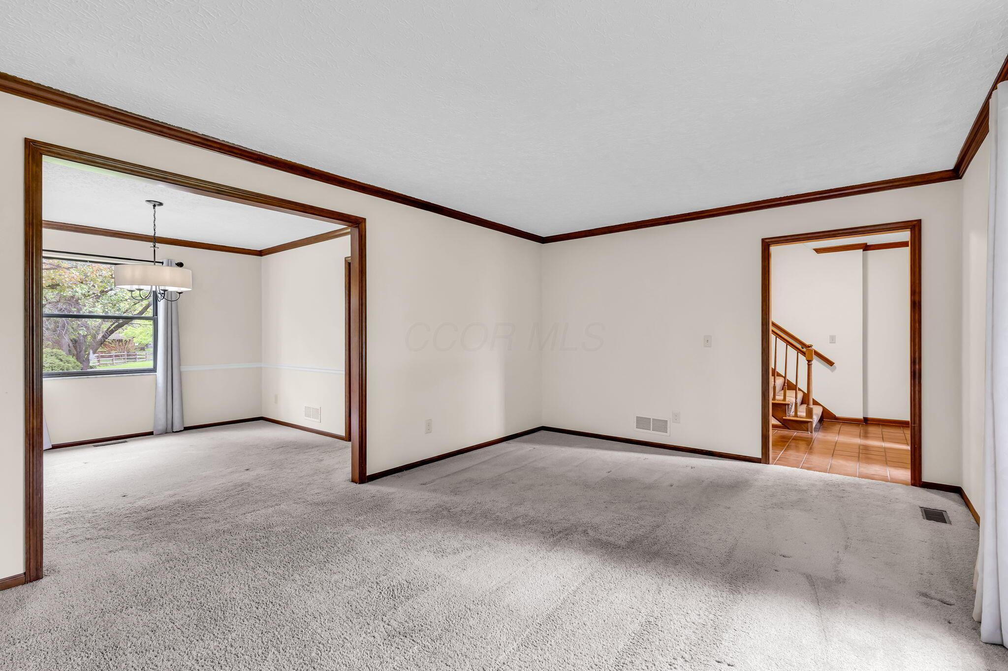 2304 Sonnington Drive, Dublin, Ohio image 21