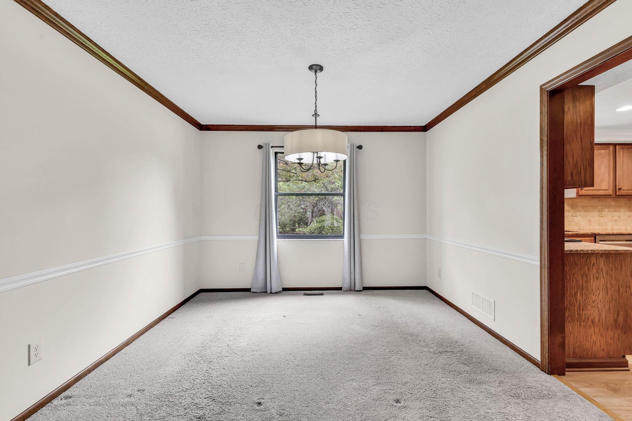2304 Sonnington Drive, Dublin, Ohio image 38