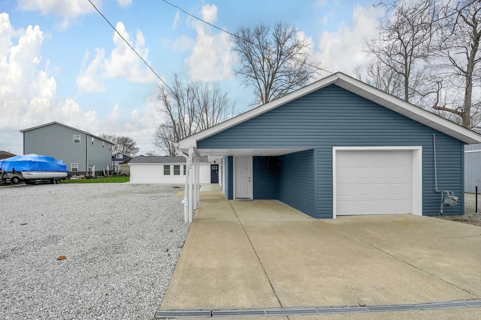 3222 Cottonwood Court NE