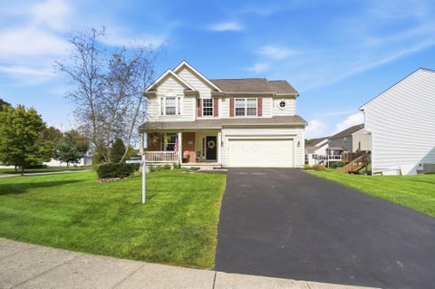 Photo of 626 Greenwood Loop, Newark, OH 43055 (MLS # 226034835)