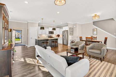 Tiny photo for 6079 Ludwig Street, Powell, OH 43065 (MLS # 225041026)