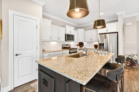 Tiny photo for 6079 Ludwig Street, Powell, OH 43065 (MLS # 225041026)