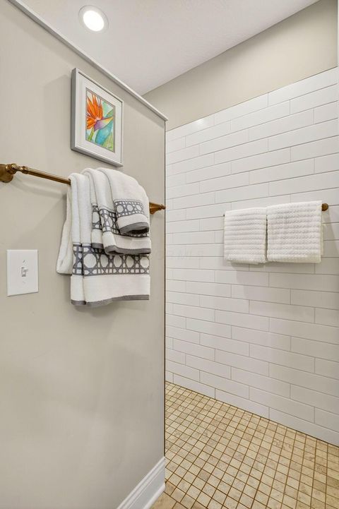 Tiny photo for 6079 Ludwig Street, Powell, OH 43065 (MLS # 225041026)