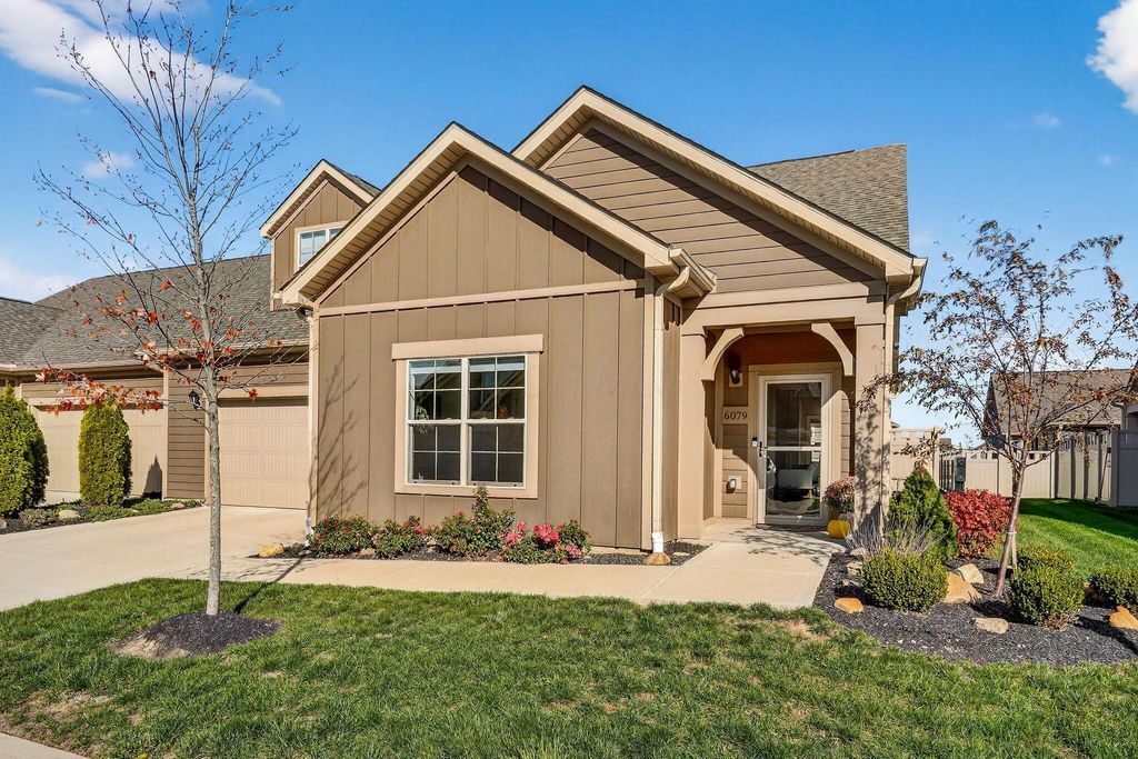 Photo for 6079 Ludwig Street, Powell, OH 43065 (MLS # 225041026)