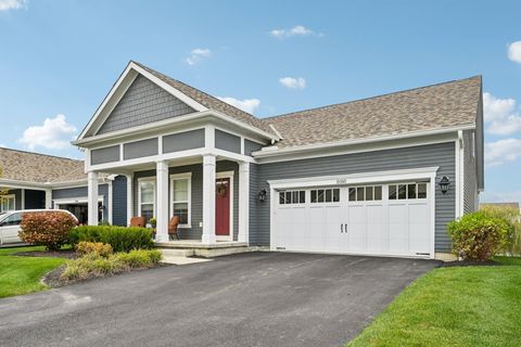Tiny photo for 5050 Green Vista Crossing, Powell, OH 43065 (MLS # 225039325)