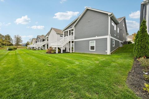 Tiny photo for 5050 Green Vista Crossing, Powell, OH 43065 (MLS # 225039325)