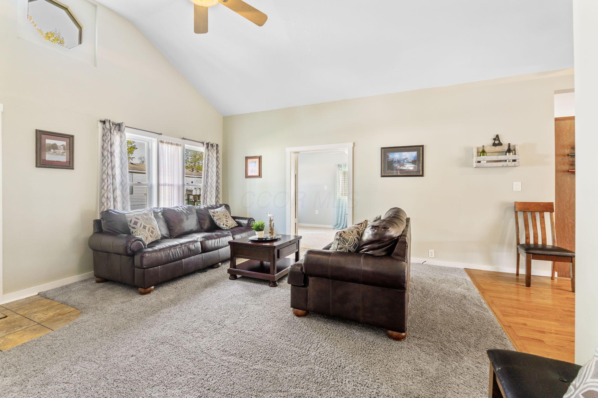 11172 Newland Drive, Lakeview, Ohio image 39