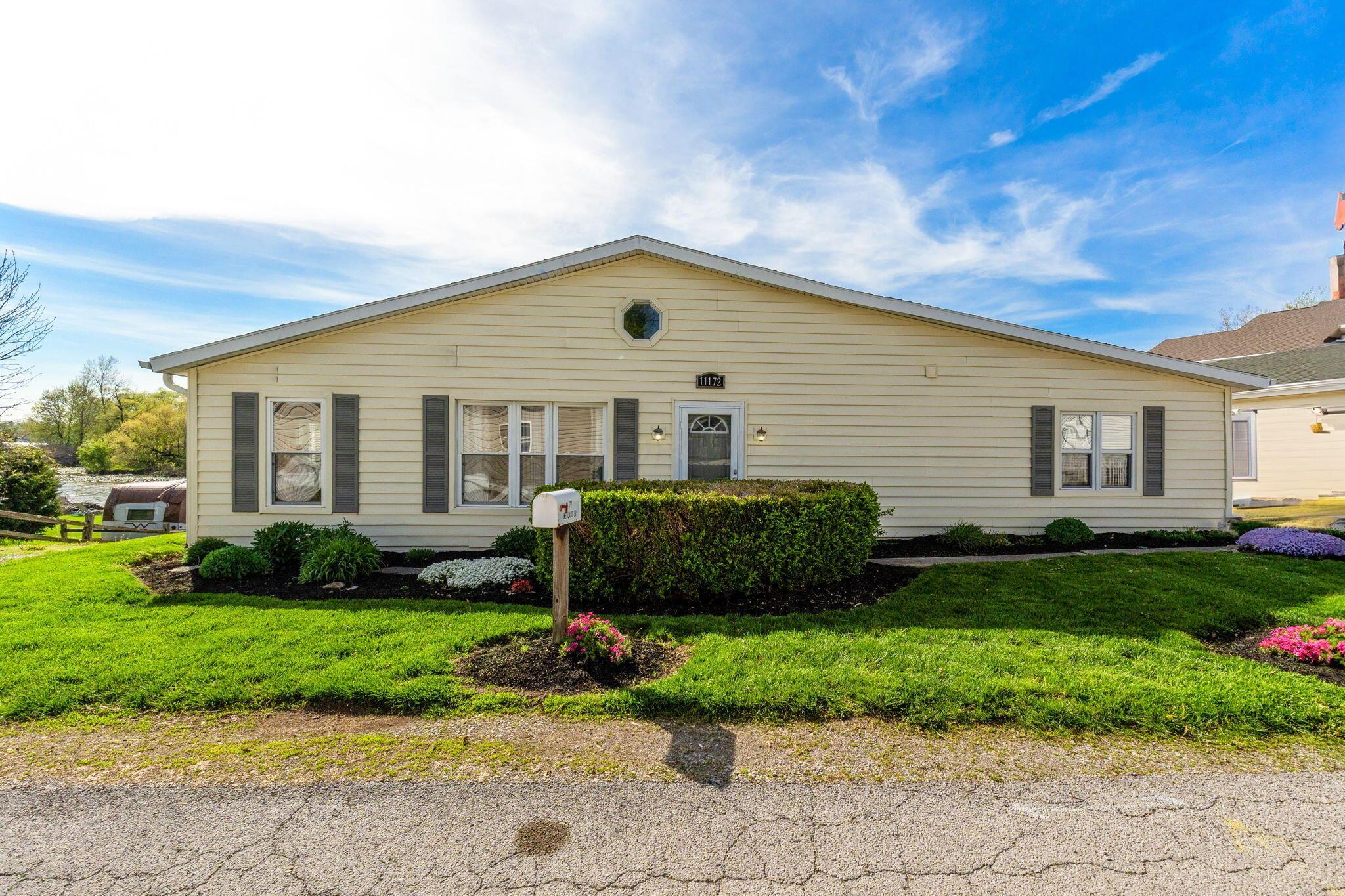 11172 Newland Drive, Lakeview, Ohio image 10
