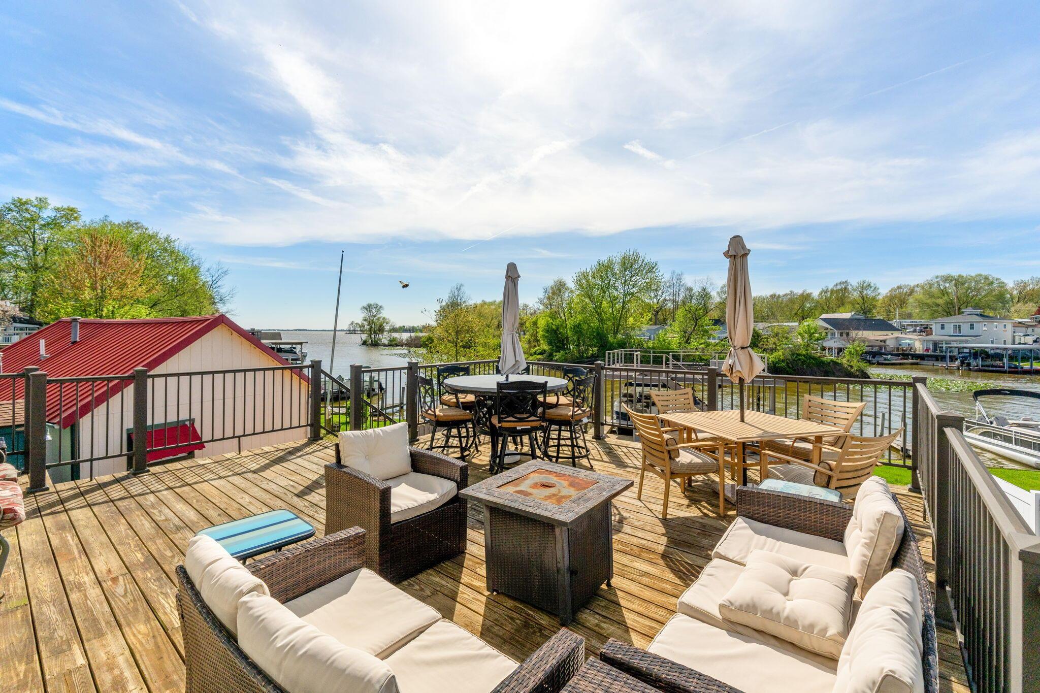 11172 Newland Drive, Lakeview, Ohio image 15