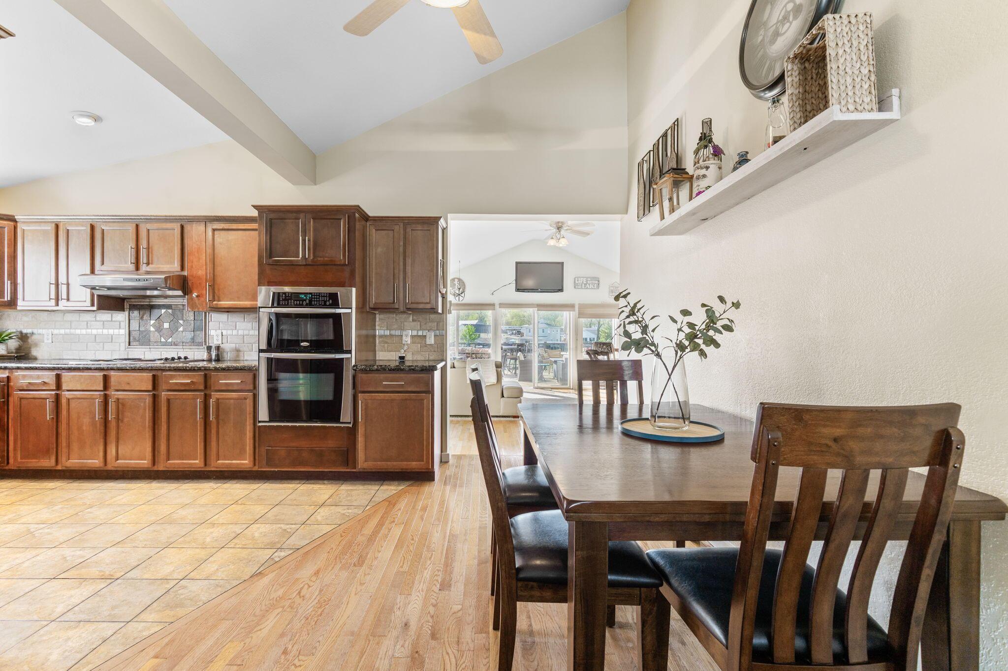 11172 Newland Drive, Lakeview, Ohio image 42