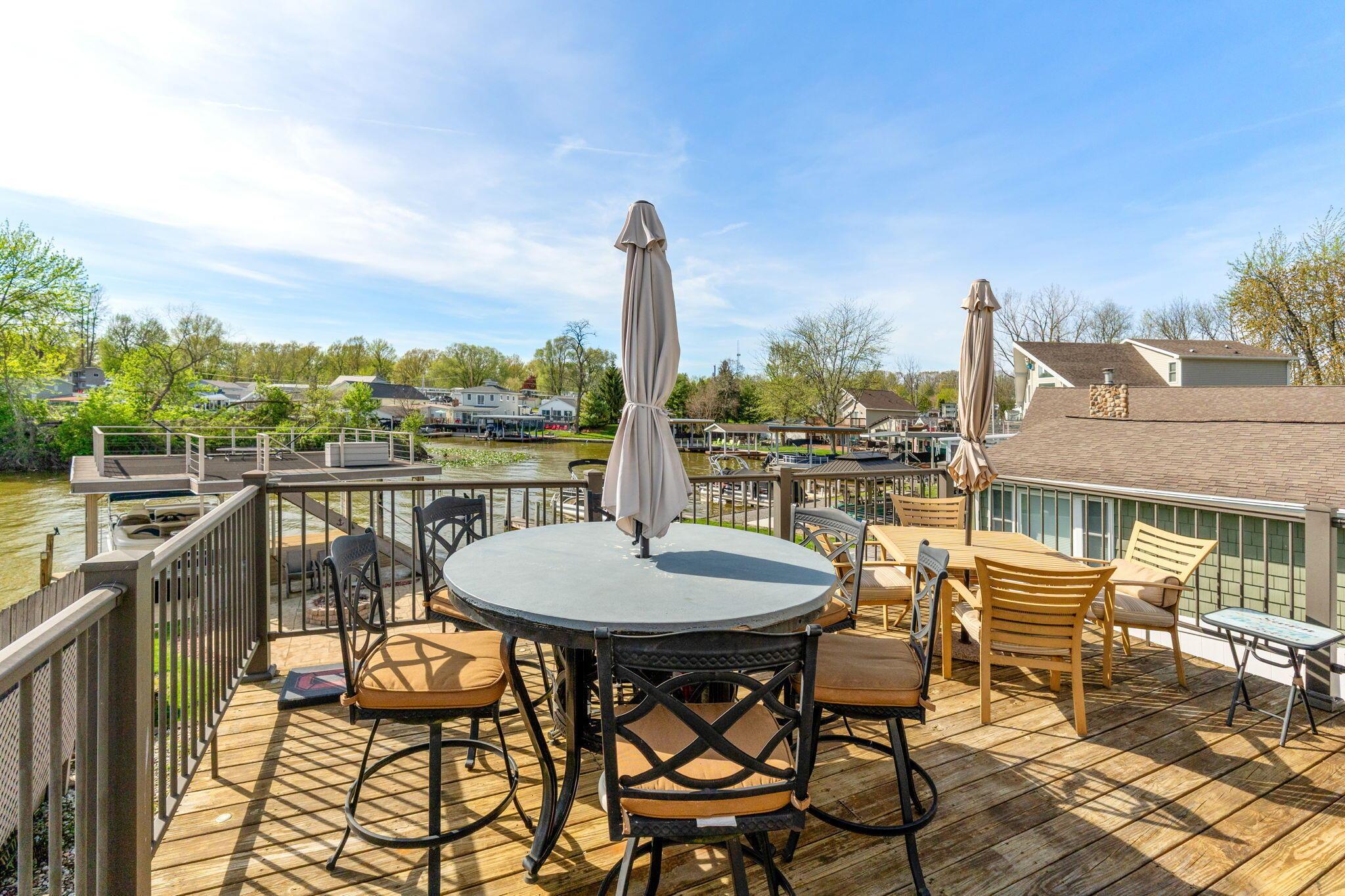 11172 Newland Drive, Lakeview, Ohio image 16