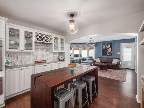 Tiny photo for 5825 Bastille Place 69 #69, Columbus, OH 43213 (MLS # 226003231)