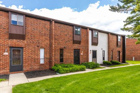 Photo of 13 King Arthur Court, Westerville, OH 43081 (MLS # 226017566)