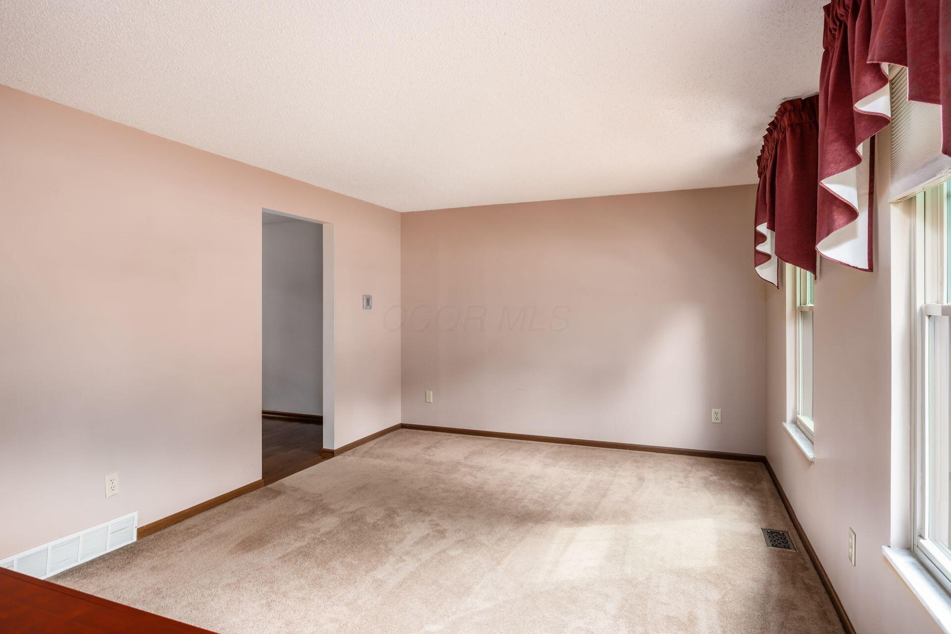 544 Waring Way, Columbus, Ohio image 8