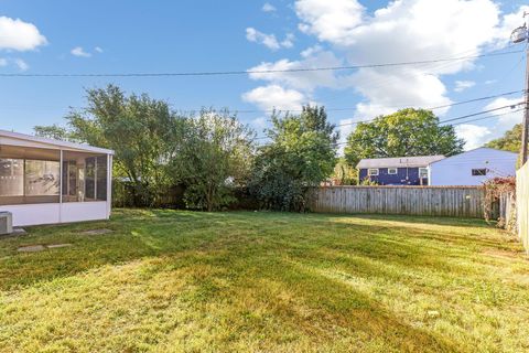 Tiny photo for 5143 Tuxworth Court, Columbus, OH 43232 (MLS # 225037367)
