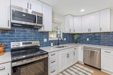 Tiny photo for 5143 Tuxworth Court, Columbus, OH 43232 (MLS # 225037367)