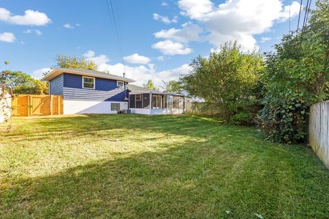 Tiny photo for 5143 Tuxworth Court, Columbus, OH 43232 (MLS # 225037367)