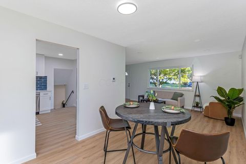 Tiny photo for 5143 Tuxworth Court, Columbus, OH 43232 (MLS # 225037367)