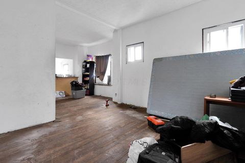 Tiny photo for 558 Maplewood Avenue, Columbus, OH 43213 (MLS # 226003517)